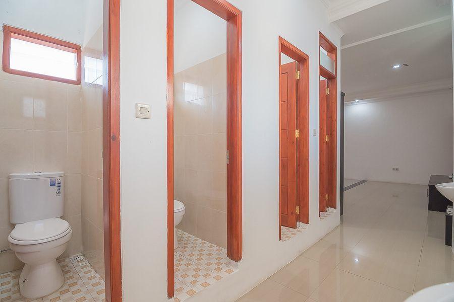 מלון Reddoorz Near Jatinangor Town Square מראה חיצוני תמונה